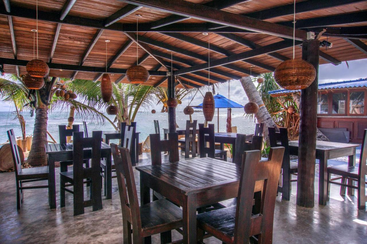Beach Castle Unawatuna Exterior photo